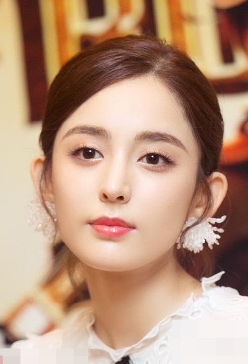 ����Ů���ʺ���ʲô��β ����������Ů����β����