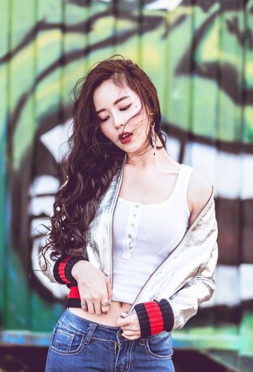 ����Լ���糤ͷ����ȫ �����ഺʱ��ľ��̷���