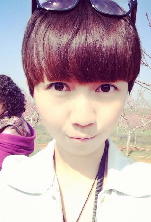 2020����Ůʿ�̷�����ͼƬ ��ׯ�����Ķ̷�չʾ