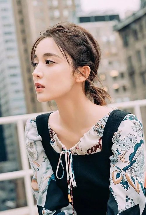 Ů���̾�����α෢�ÿ� �������˵�Ů���෢����