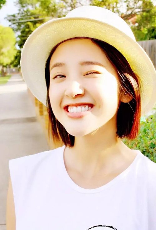 �Դ���ƽ�ʺ�ʲô���� ����Ů�����Ķ̷�����