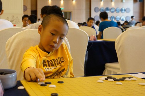 Сѧ������˧���Ķ̷����� ڹ�͸����к���ͷ��ͼ��