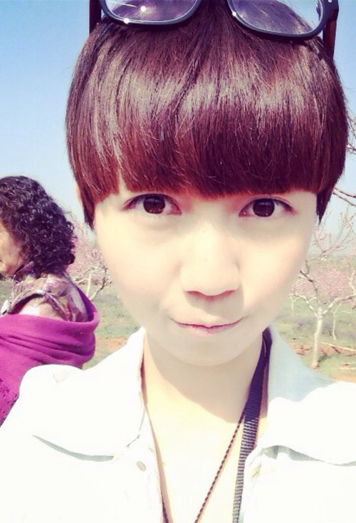 ����ʱ�ж�ͷ�����Ů�� һ�������Ķ̷�����