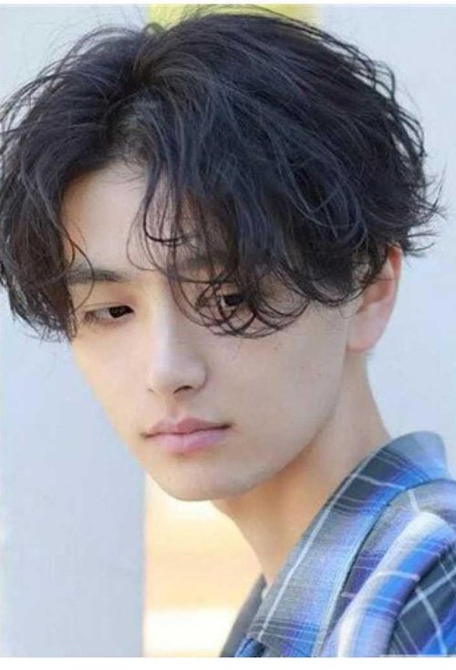 ��ʿ������ô����˧�� ��Ҷ��ڸ��Ķ̾������