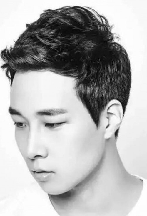 ��ʿ������ô����˧�� ��Ҷ��ڸ��Ķ̾������