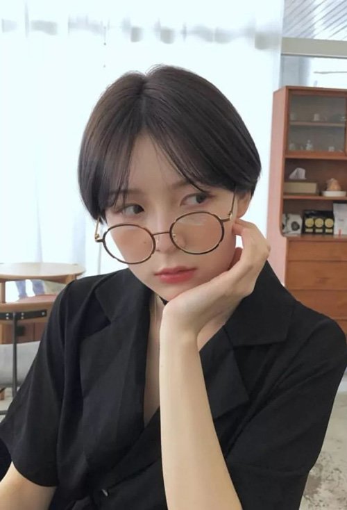 ���۾���Ů���̷����� �޼��ʺ��Լ��Ķ̷�����