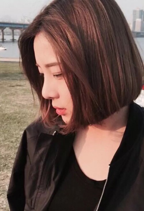 Ⱦʲô��ɫ��ͷ�������� Ů���̷��ʺϵ�ɫ��ͼ