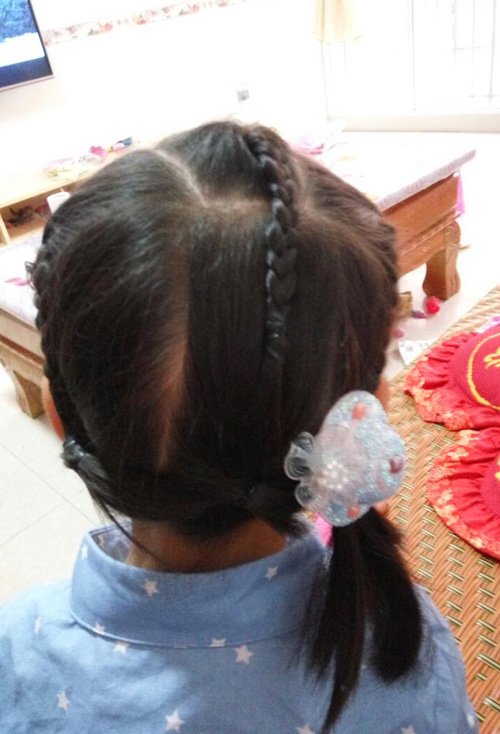 ������������������ͷ�� ���չ��ɷ�����ѡ�෢