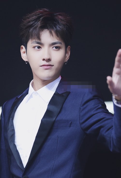 ���������ʺϵİ������� ��ů˧���Ķ�ͷ�����ʹ���