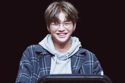 ���������ʺϵİ������� ��ů˧���Ķ�ͷ�����ʹ���