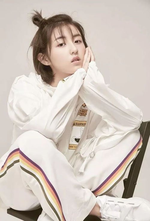 Ůѧ��������ͷ��ͼ�� ק������Ůѧ����������