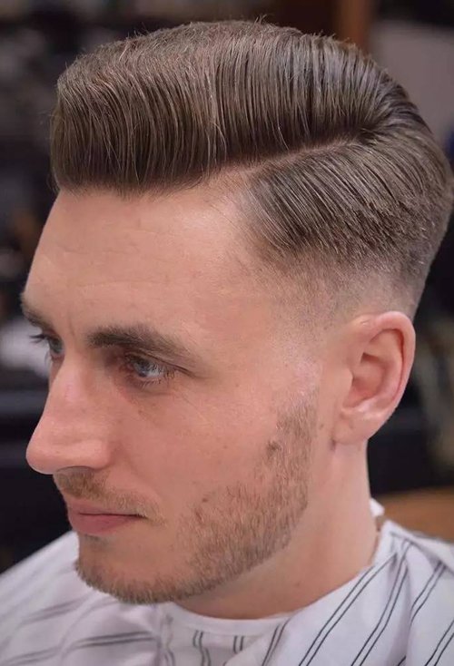 ƽ��ͷ�����ʺϵĶ̷�ͼƬ ���������౳ͷ����