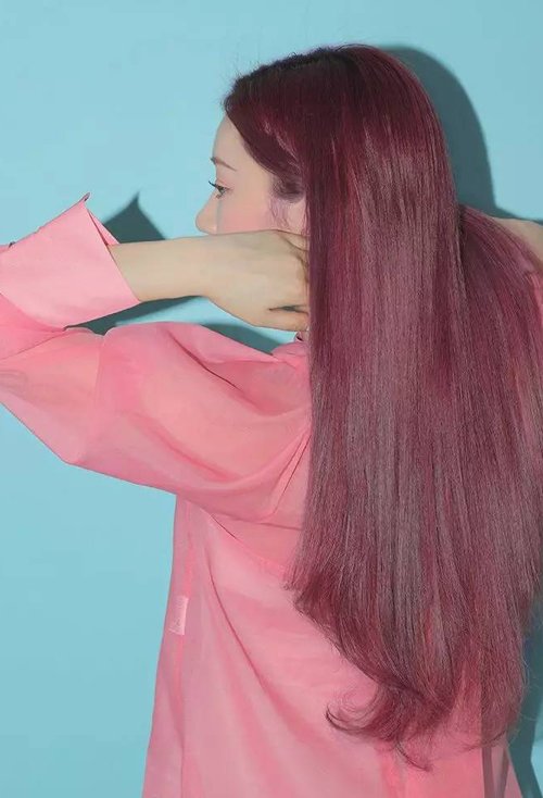 �Ϻ�ɫͷ���ʺ϶����� Ů�����������Ⱦ��