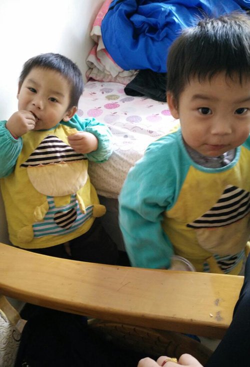 �ж�ͯ���̷�����ͼƬ �������еľ�������