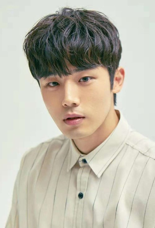 ��������˧���Ǹ�ͷͼƬ ˧����ͷ�����ķ�������