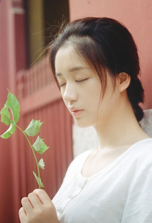 СŮ�������β������ ��Ƥʱ�е�Ů����β������