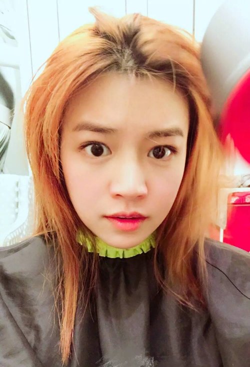 2020�������е���ɫͷ�� Ů��Ⱦ��������ɫ