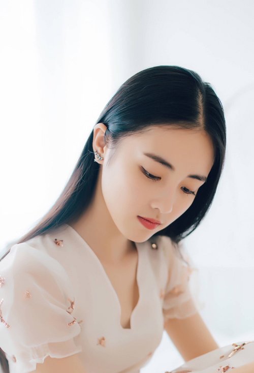 Ů��������ʱ�з���ͼƬ ���е�ֱ���������