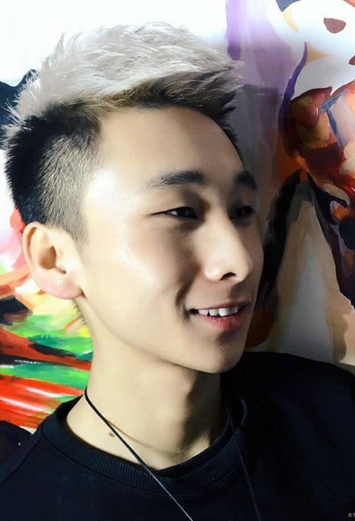 20年男生适合短发发型 清秀男剃出的短头发造型