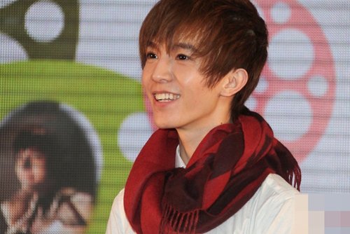 适合钻石脸男生的发型 潮流有气场的男生短发造型