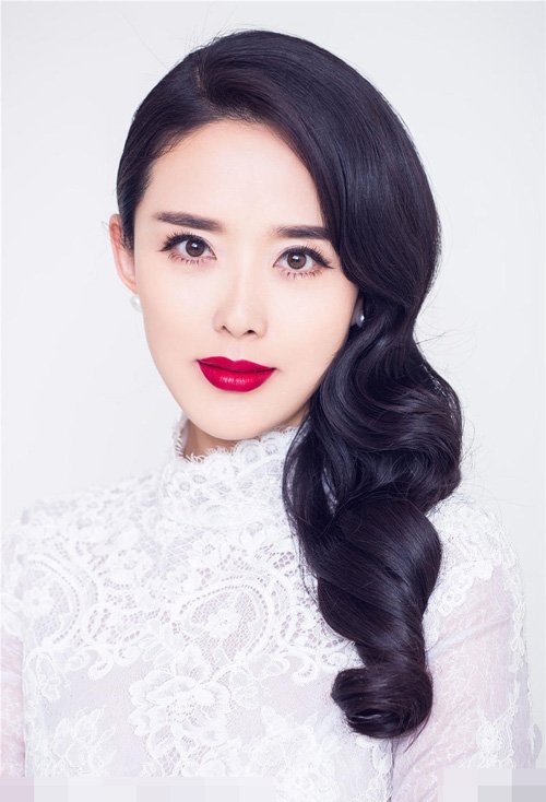 ����Ů���̳����г����� ʱ�о��µ�Ů����������