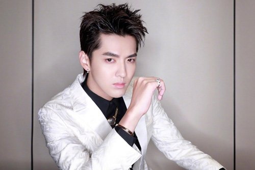 ���������������������� ����ְ�����϶̷���ȫ