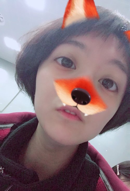 Ů��ѧ�����Ķ̷����� 2020����������ͷ������