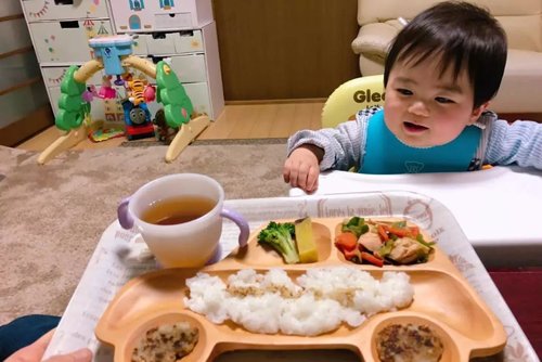 1��С�к��̷�����ͼƬ ���öȾ��ԵĶ̷�ȫ��