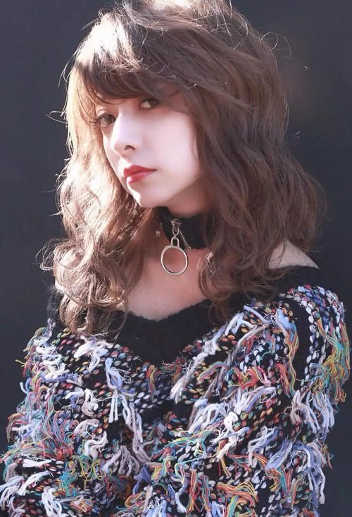 Ůѧ����ô��ͷ���ÿ� ��������һ���������