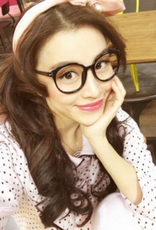 ������Ů����˫��β�跢�� ����ѧ��Ů������