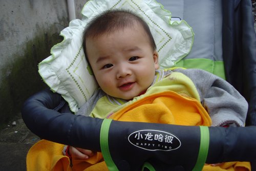 ��ô���б��������� ���ÿɰ��ĺ��Ӷ�ͷ��