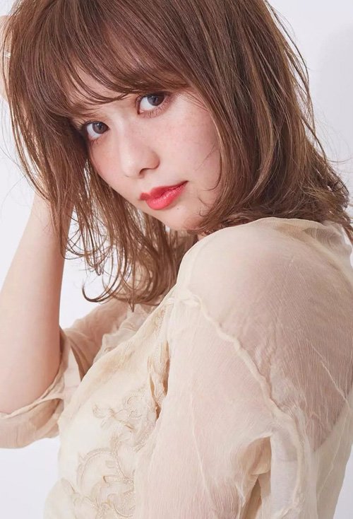 С��Ů������ͷ������ �ɰ����۵��ж̷����