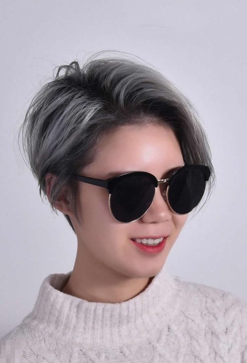 Ů�����Զ�ͷ���������� ���ѵ�����ʽ�Ķ̷�ͼƬ