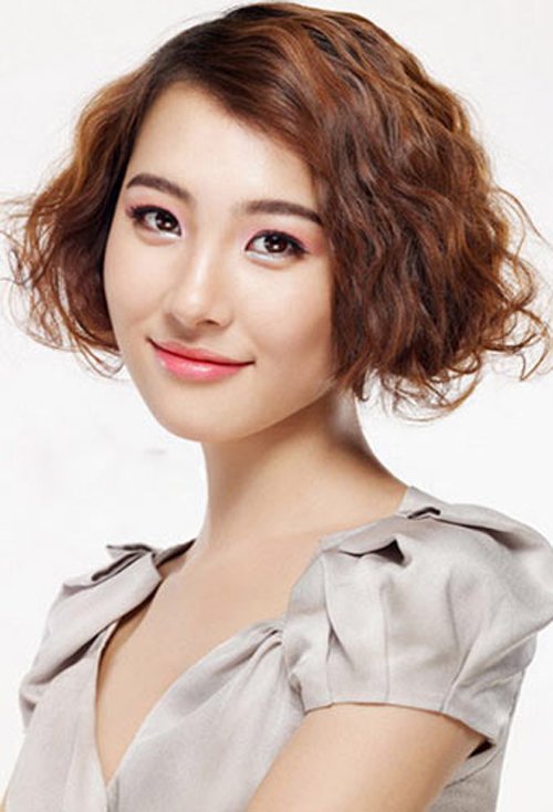 Ů����ͷ����ʲô���� �����ᳱŮ���̷�����