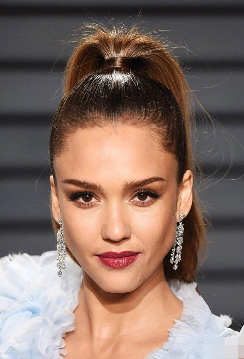 ������β��ͷ����ͷ������ ˧�����е�Ů������