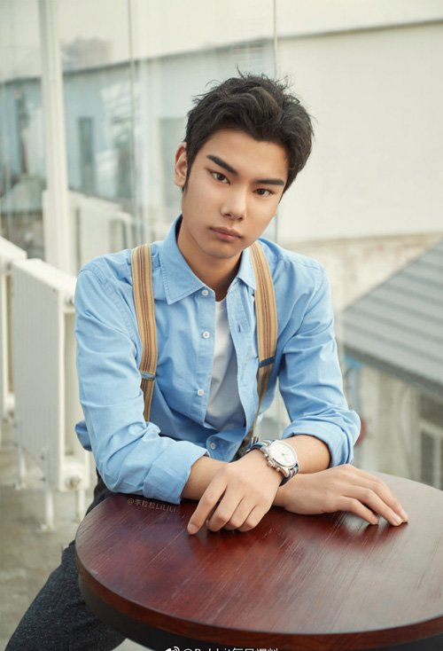 �����߸������ʺ���Щ�̷� ����˧���Ķ�ͷ������