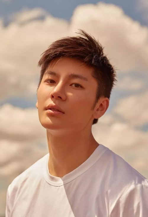 �����߸������ʺ���Щ�̷� ����˧���Ķ�ͷ������