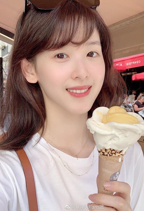 �̲�ɫ��������ЩƤ��ͼƬ ʱ�г�����Ⱦ������չʾ