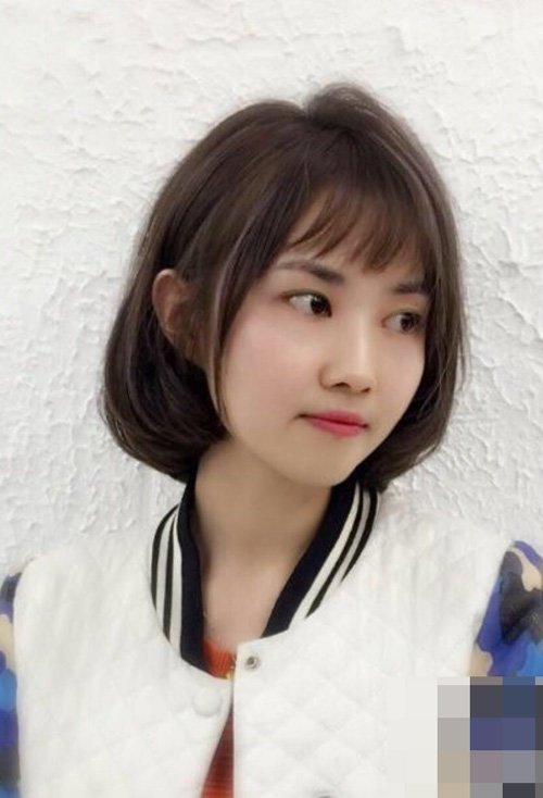 Ů���������ͷ������ ��ӱ���Ե�Ů���ж̷�