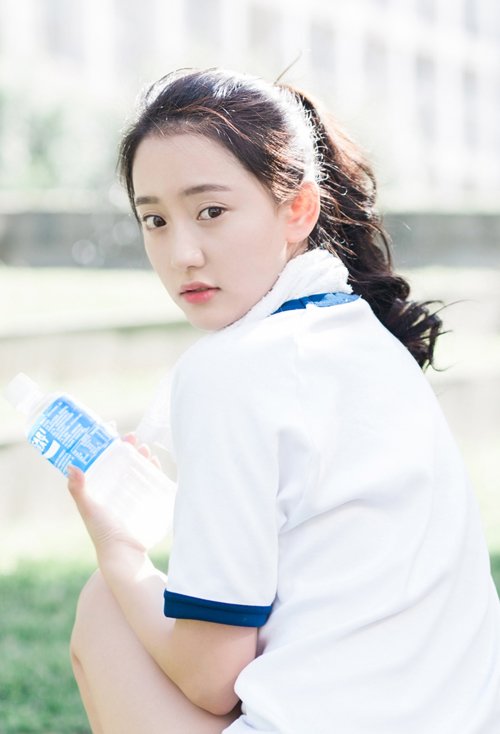 �̲���Ů��������β�跢�� ��ϵ�е�Ů���������