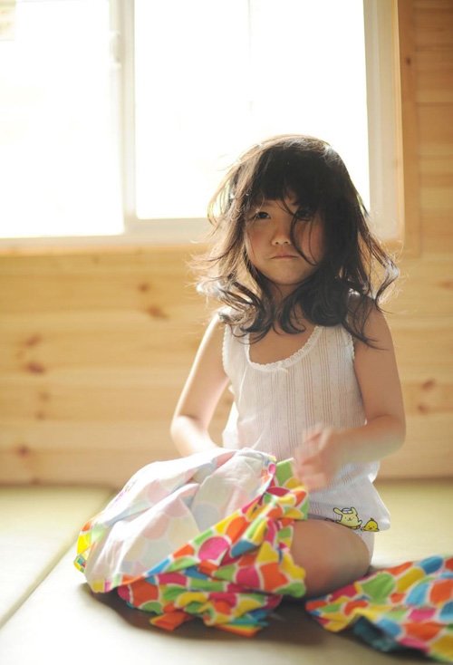 ʮ��СŮ������������ͼƬ ����һ���Ů����������