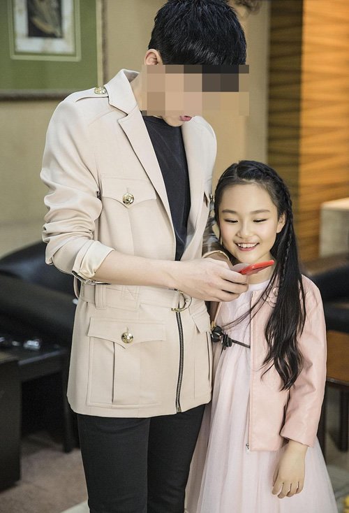 ʮ��СŮ������������ͼƬ ����һ���Ů����������