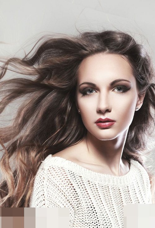 ����·�ߵľ���ͷ����� Ů����Ѿ�ͷ�����ʹ�ȫ