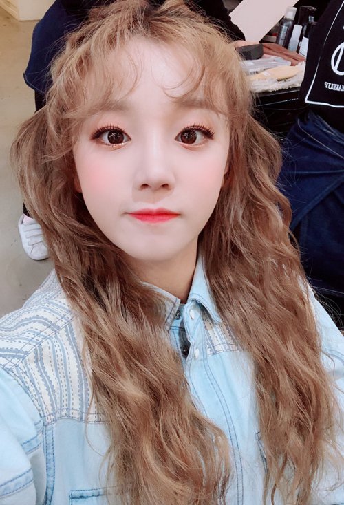 �ٴ���Ե���ë������� ����������Ů�ľ���ͼ��