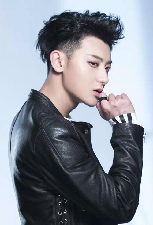 ϡ��ͷ�������ʺϵķ�ɫ ˧ק���Ե������̷�����