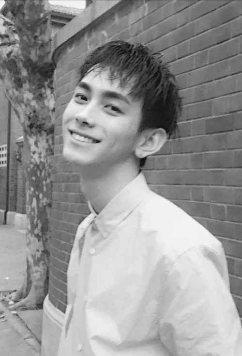 �������߲�˧���̷����� Ӣ��˧���������̷�����