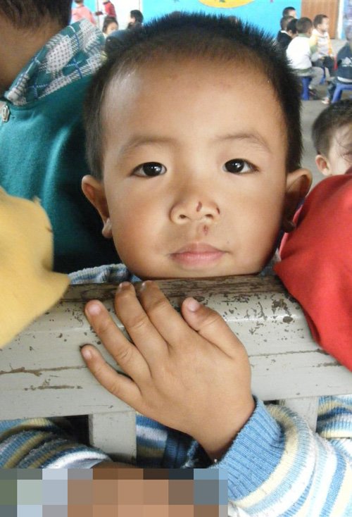 ���б����������Ͳο�ͼ С�к������˧���̷�