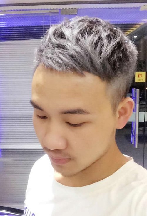 2020��������ʿ�̷����� �����ʽ�Ķ�ͷ������