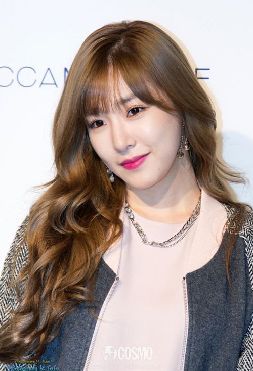 �����ʺ�Ⱦ����ɫ����Щ �ڼ���ֽ������ͷ������