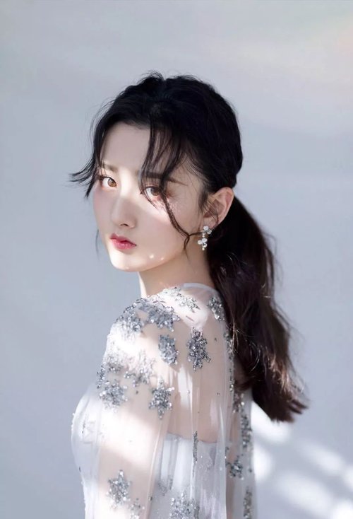 ͷ��Ů����ô����β�ÿ� ����ʱ�и���β���ӷ���